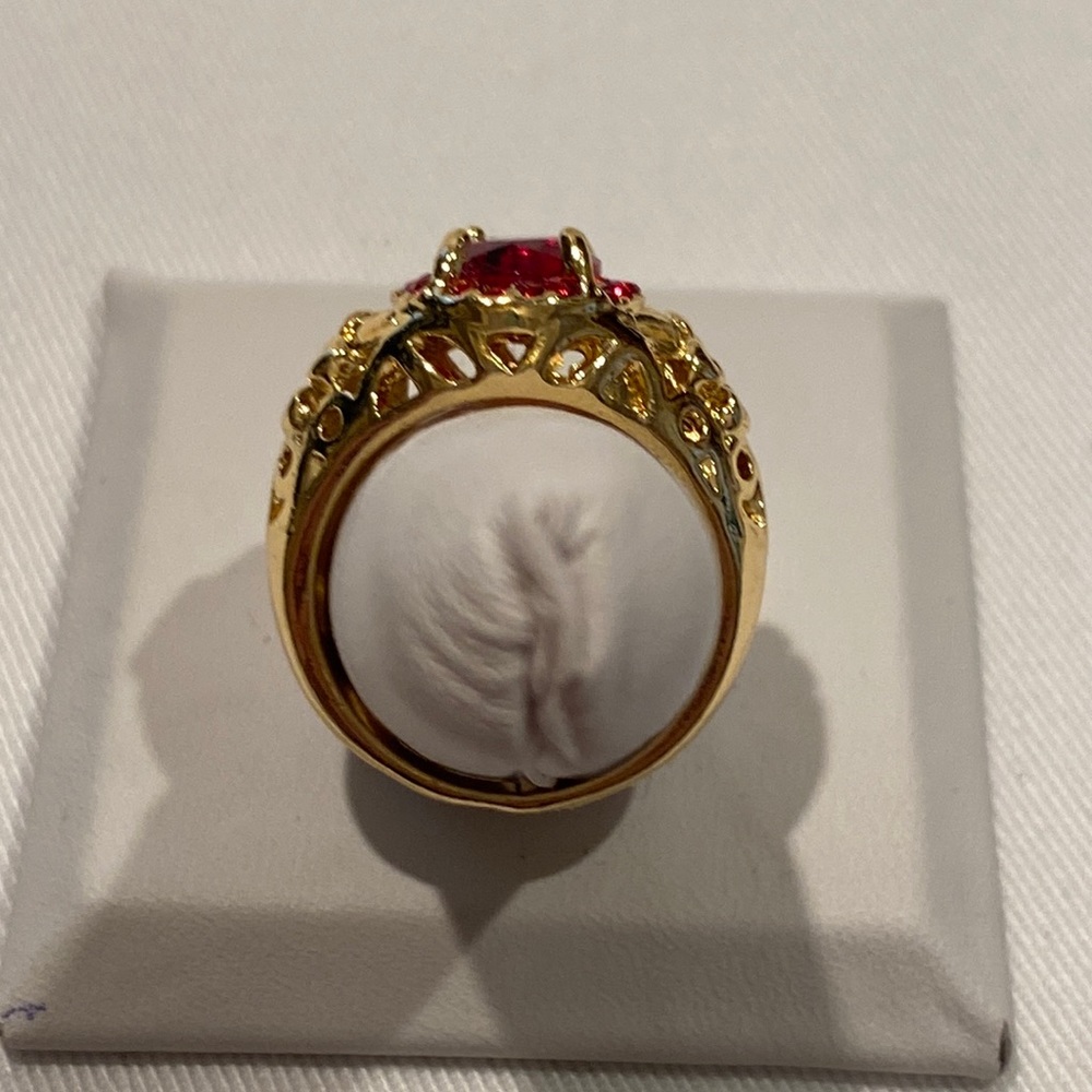 Gold Tone Red Gem Ring, Size 9 - Picture 4 of 5
